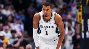 שחקן סן אנטוניו ספרס, ויקטור וומבניאמה