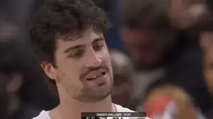 דני אבדיה אחרי ששבר שן נגד סן אנטוניו בפלייאוף