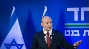 יאיר לפיד ונפתלי בנט מצהירים על איחוד מפלגתם, 'ביחד' ברשות בנט, 26 באפריל 2026