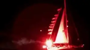 במשט לעזה טוענים: אנחנו מותקפים על ידי סירות צבא ישראליות