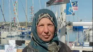 זוהר רגב, טרם ההפלגה, נמל סירקוזה בסיציליה