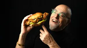 פיצח את סוד הקראנצ'יות ההיקפית. ישראל אהרוני