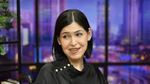 קארין אלהרר