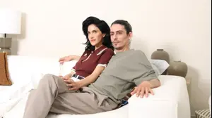 מגי אזרזר וקותי סבג על הסט