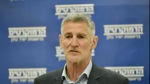 יאיר גולן, יו"ר מפלגת הדמוקרטים, סיעות, 11 במאי 2026