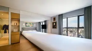 המלון עם המיטה הארוכה בעולם