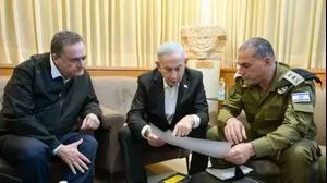 ראש הממשלה בנימין נתניהו עם שר הביטחון ישראל כ״ץ והרמטכ״ל רב-אלוף אייל זמיר, 26 במאי 2026