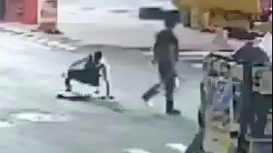 חבורות גברים תועדו יוצאות מהביוב