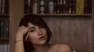 הזמרת האיראנית פרסתו אהמדי
