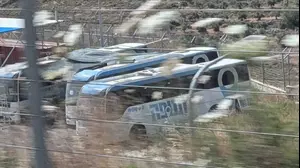 אוטובוסי ויזדום מושבתים של חברת תנופה