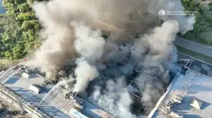 תקיפה רוסית על מרכז הקניות בקריבי ריה באוקראינה, 22 באוגוסט 2026