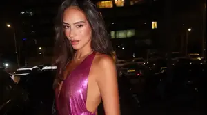 ליבר בלילתי בשמלת דיסקו של פאני סקיאבוני. אוגוסט 2026