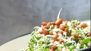 סלט טאבולה ואזוקי מונבט