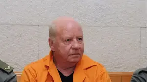 צבי גור בבית המשפט יולי 2010