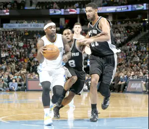 "כלבה לבנה": כוכב ה-NBA לשעבר גנב בקבוק וודקה בעודו שיכור