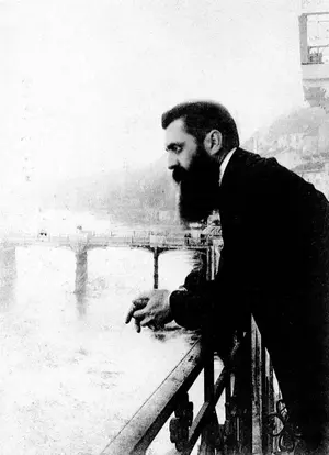 שרידיהם של סבו וסבתו של הרצל הועלו לישראל; יובאו לקבורה בהר הרצל