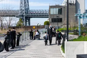 "מדיניות אנטי-ישראלית מובילה לאנטישמיות": רב הותקף בניו יורק