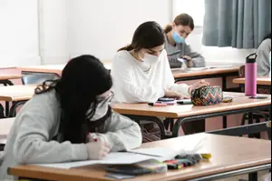 מובילים בזכאות לבגרות ובגיוס לצה"ל: רשימת התיכונים המצטיינים