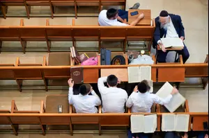 כתב אישום נגד "סבא אליעזר" בגין עבירות מין בקטינים