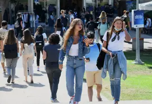 הקול הצעיר – מהם הנושאים שבאמת בוערים לדור הבא?