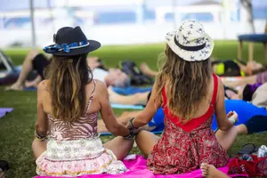 המלון החדש לא מוכר רק מיטה – הוא מוכר הרגשה טובה יותר