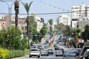 מכת הפשיעה נמשכת: רימון הלם הושלך סמוך לבניין מגורים ברמת השרון