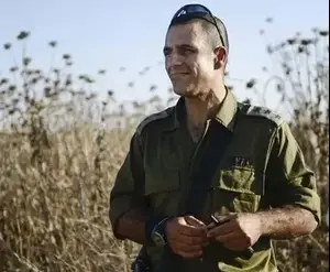 ראש אכ"א ייפגש עם משפחות התצפיתניות והשמיע להן הקלטות של החיילות מ-6 באוקטובר