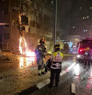 רמת גן בהלם מפגיעת הטיל: היה בום מטורף - והכל נהיה שחור