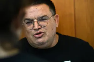 מיכאל ביטון נפרד מבני גנץ: "בוחן הקמת מפלגה חברתית"