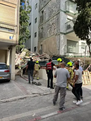 שתי תאונות עבודה בפחות משעה: הרוג ברמת גן, פצוע קשה באשדוד