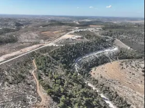 חשד לפיגוע דריסה בצומת גוש עציון: שני פצועים קשה ו-1 במצב קל - המחבל נוטרל
