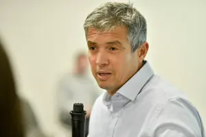 לאחר הדחתו מוועדות הכנסת: הנדל מציע לצרף את משה סו