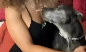 במקום לקבור: האישה שהקפיאה את הכלב שלה ב-5,000 דולר ועוררה סערה