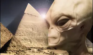 "ברור שחייזרים בנו את הפירמידות": התיאוריה המטורפת ששיגעה את העולם - ואת אילון מאסק