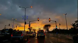 סוף שבוע חמים מהרגיל: טפטופים והתחממות ברחבי הארץ | התחזית המלאה