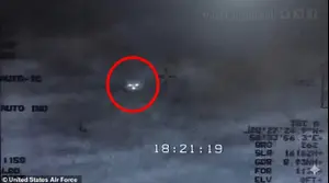 "אסור לכם לראות את זה": סרטון צבאי חושף עב"מים במפרץ הפרסי