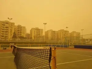החום עולה, כמעט שרב - ואובך שייתכן ויגיע | תחזית מזג האוויר