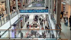 גם בזמן מלחמה, הישראלים ממשיכים לשלוף את האשראי