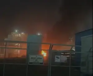 פגיעה שנייה בפחות משבוע: שבר יירוט נפל במפעל בנאות חובב