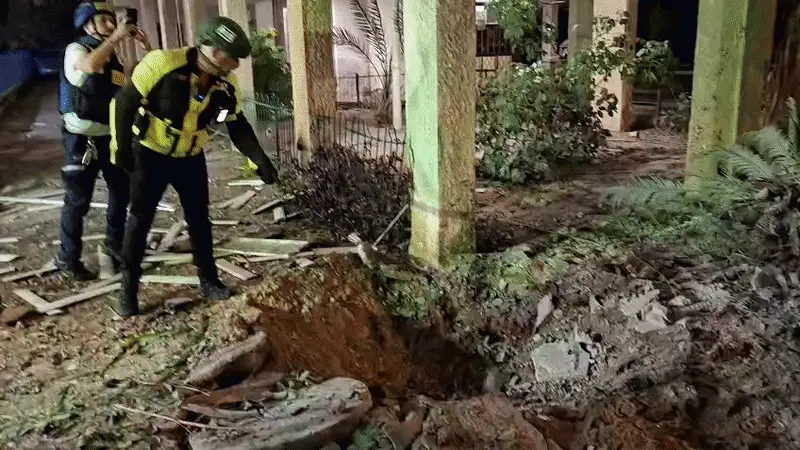 נפילה במפעל בנגב, אש בגבעתיים - ותינוק חולץ בפתח תקווה | כל התיעודים מהזירות