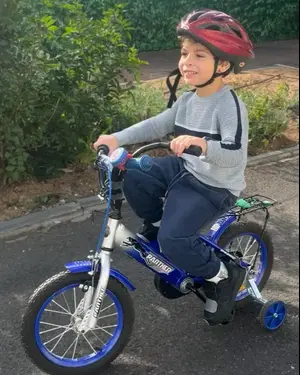 הוא רק רוצה לרכוב: הפיתוח שמאפשר לילד שעבר אירוע מוחי לרכוב לבד