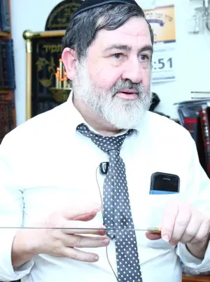 המוהל שחשוד בגרימת מוות שוחרר למעצר בית - המשטרה מחפשת קורבנות נוספים