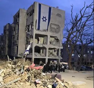 כ-400 משפחות עדיין מפונות; הריסת הבניין בערד שנפגע מהטיל האיראני תחל בקרוב