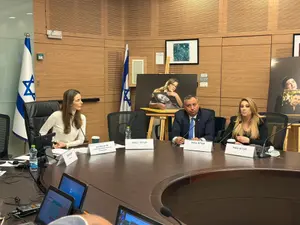 זעקת המשפחות: 