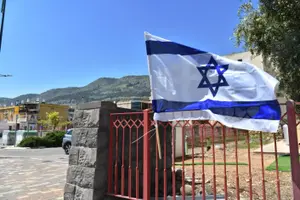 הלבן של שבועות התחלף בצבע אדום: אש בלתי פוסקת בצפון וחשש לחדירת מחבלים | צעד אחר צעד