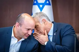 ברקע האיחוד: כך תקף לפיד את בנט - רק שבועות לפני ההכרזה הדרמטית