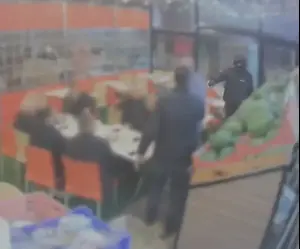 מכרזי האשפה בעראבה: קרוב משפחת ראש העיר שילח את היורה