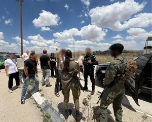 במהלך טיול לזכר בניהו מלט: ישראלים השחיתו בית קברות פלסטיני