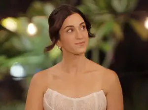 כשחשבתי שלא יכולה להיות חתונה יותר קרינג'ית מזו, תומר קם ושר ללייקי