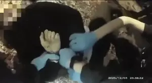 זעם על משטרת בריטניה: אזקה צעיר גוסס - והאמינה לרוצח שלו שטען לתקיפה גזענית